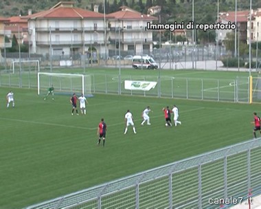 Calcio, domani 7 dicembre Fondi – Porto Torres, anticipata