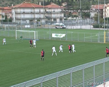 Calcio, Fondi seppellito dall’Arzanese