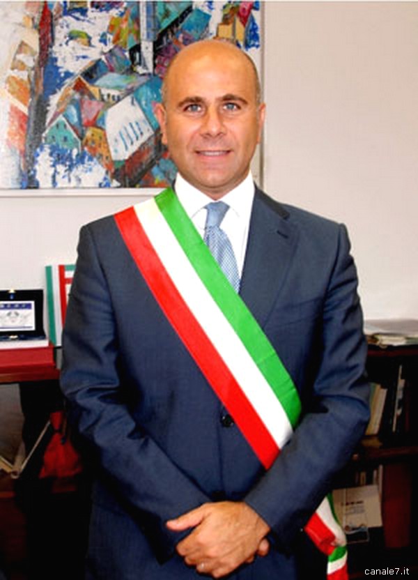 sindaco-di-fondi-de-meo_comp