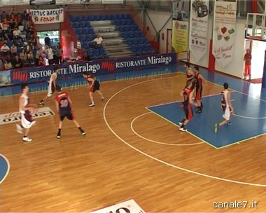 Basket. La Virtus ai play-out in gara doppia contro il Bernalda