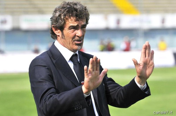 Calcio. Serie B, Latina: esonerato l’allenatore Auteri