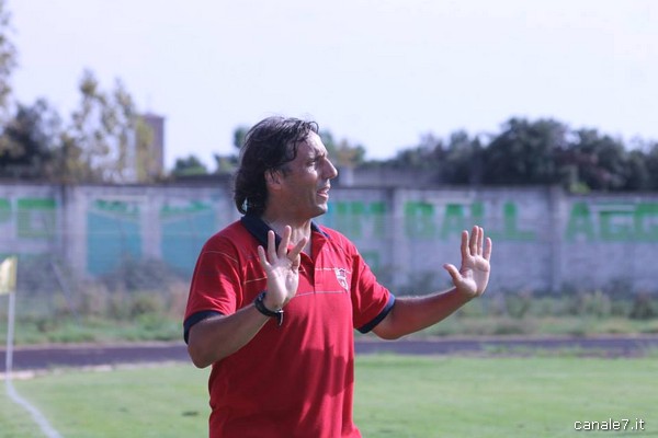 Calcio, i rossoblu fanno visita al Budoni. Tre squalifiche in casa Fondi