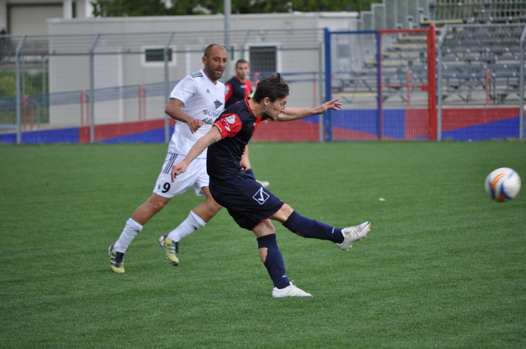 Vittoria del Fondi contro l’Arzachena. Torna la speranza play off