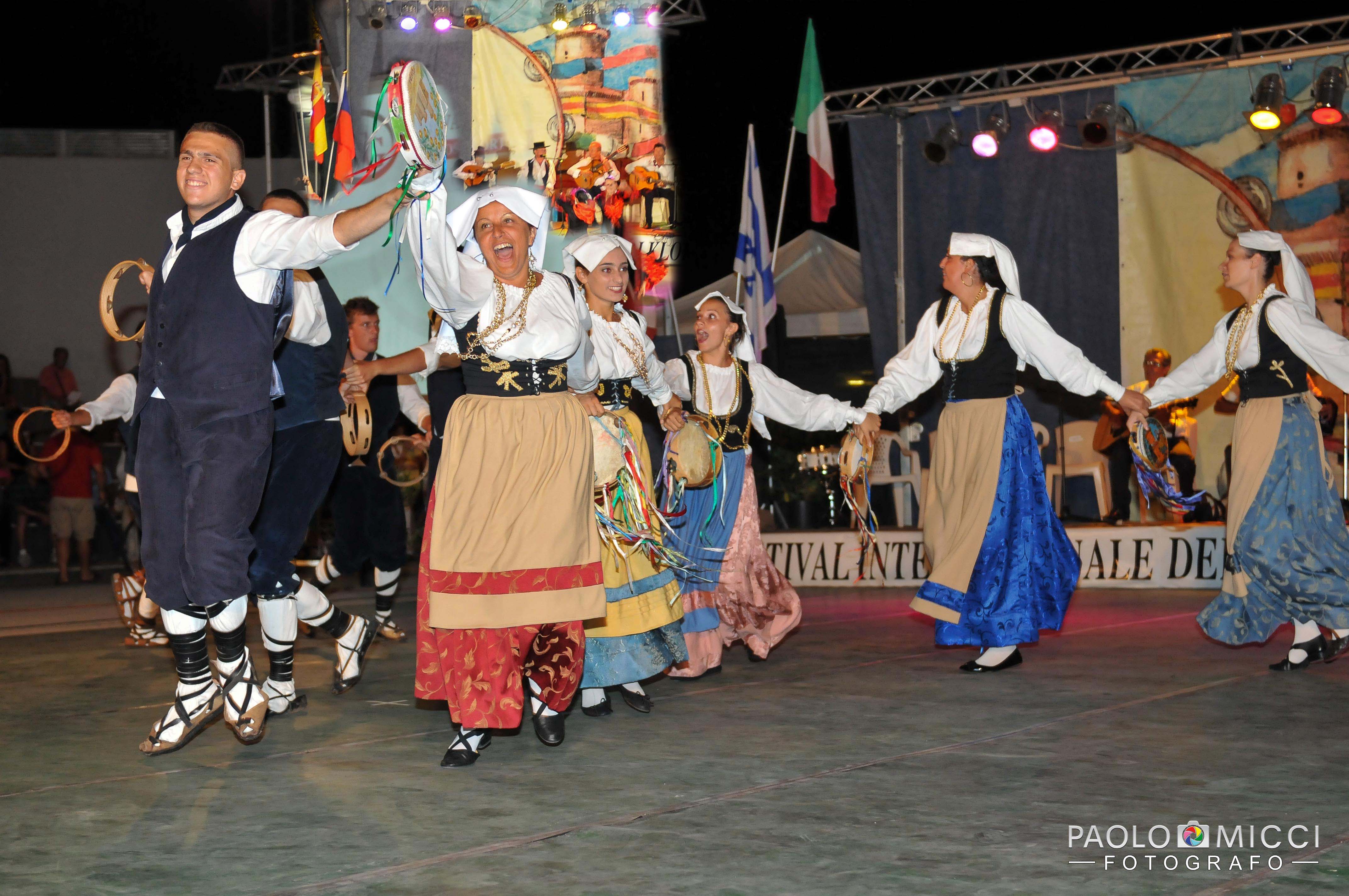 Voglia di gioia per il XXIX Festival del Folklore a Fondi