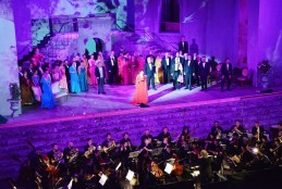 Arena Virgilio, si comincia con un classico senza tempo: La Traviata