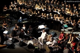 Gaeta torna a vivere il medioevo con i Carmina Burana, oltre 100 artisti sul palco dell’Arena