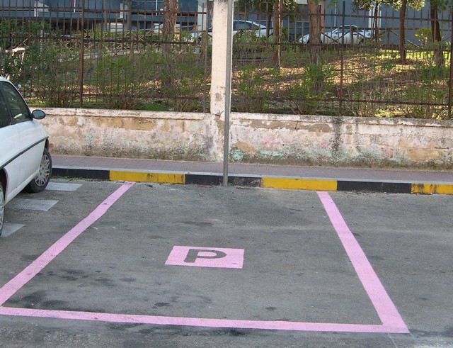 parcheggio_rosa