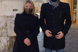 Risse e atti vandalici a Fondi, la denuncia di FDI