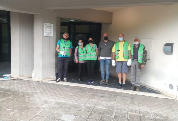 Beneficiari di reddito di cittadinanza al lavoro al Palazzetto dello Sport di Fondi e lavori di restyling