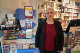 Presentato    a  Napoli presso la libreria UBIK  ” TUTTO CON IL CUORE” , di Maria Cuono